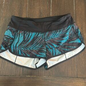 Lululemon 3” running shorts palm leaves